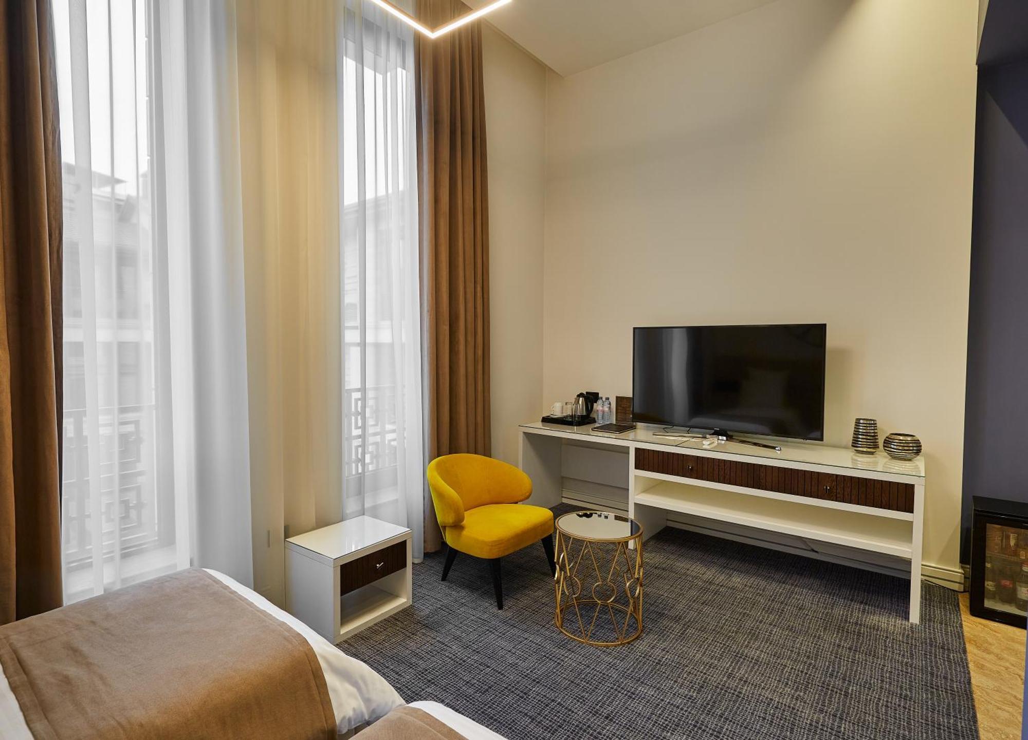 アガバビアンズ ホテル エレバン 部屋 写真 A room at the hotel
