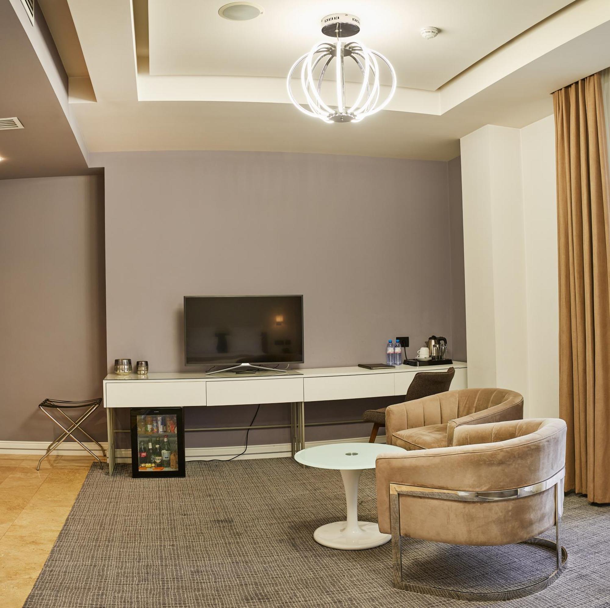 アガバビアンズ ホテル エレバン 部屋 写真 A room at the hotel
